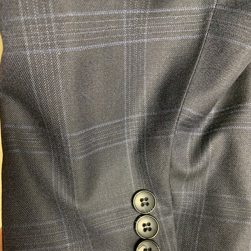 Year-Round Windowpane Custom Suit - Picture 4 of 7